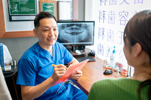 歯科口腔外科医